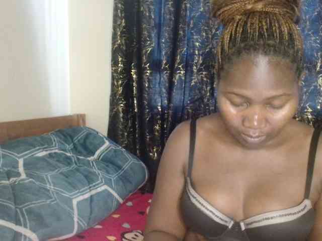 Sexxy-pretty24 webcam