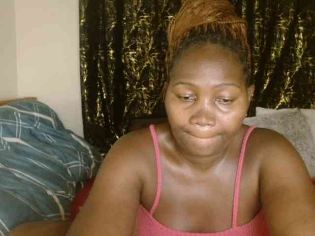 Sexxy-pretty24 webcam