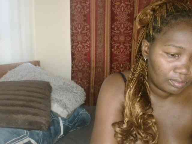 Sexxy-pretty24 webcam
