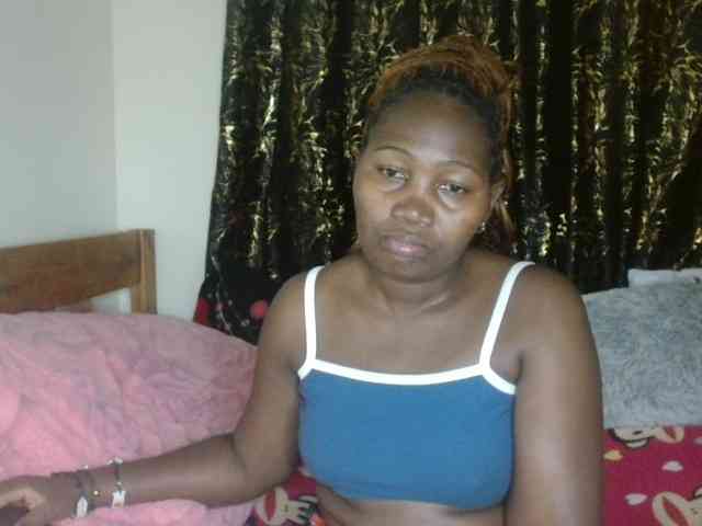 Sexxy-pretty24 webcam