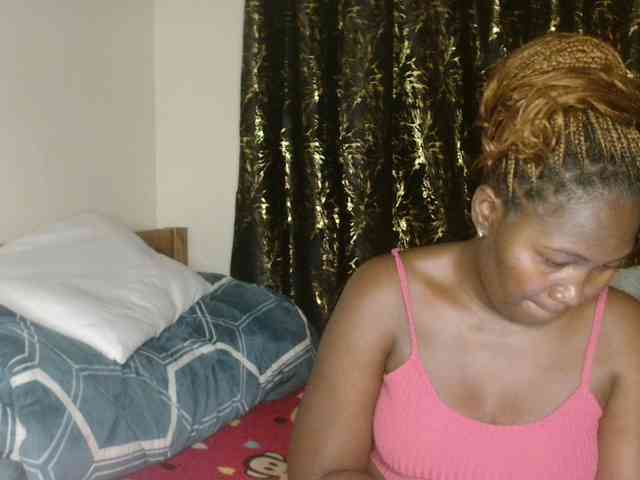 Sexxy-pretty24 webcam
