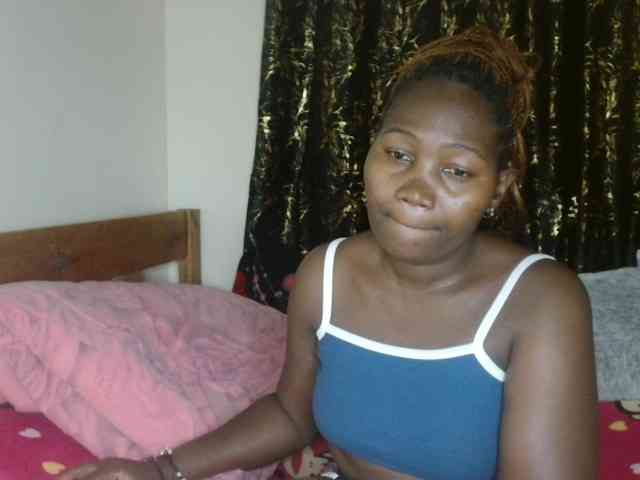 Sexxy-pretty24 webcam