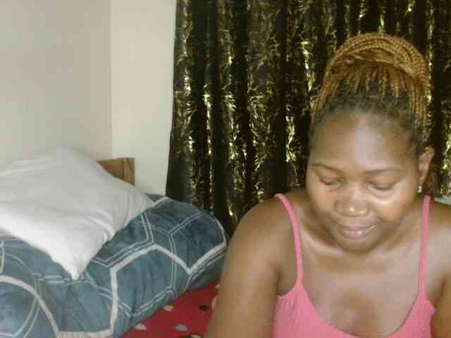 Sexxy-pretty24 webcam