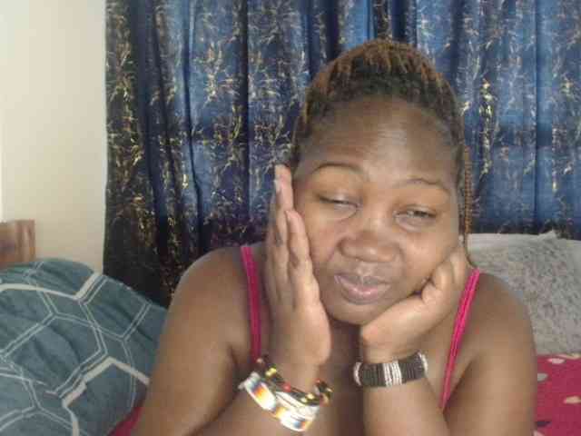 Sexxy-pretty24 webcam