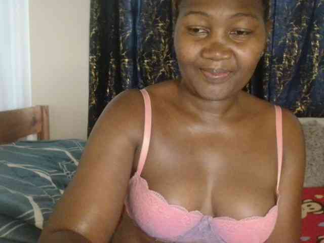 Sexxy-pretty24 webcam