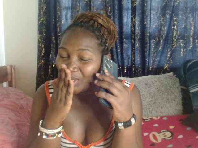 Sexxy-pretty24 webcam