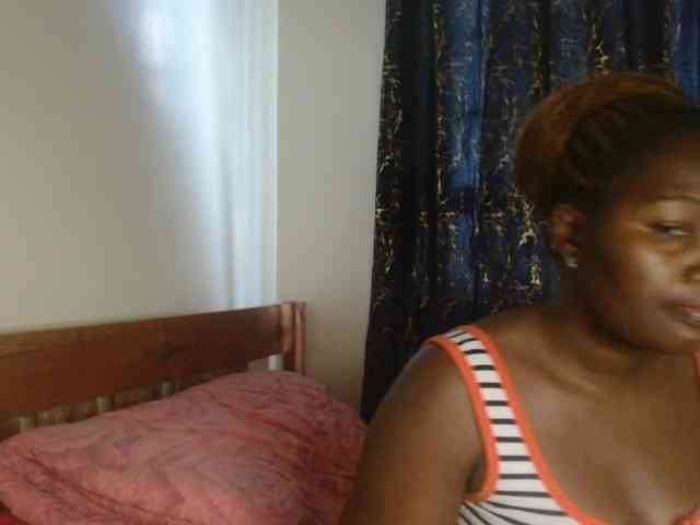 Sexxy-pretty24 webcam