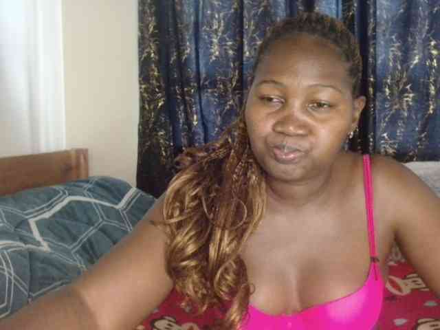 Sexxy-pretty24 webcam
