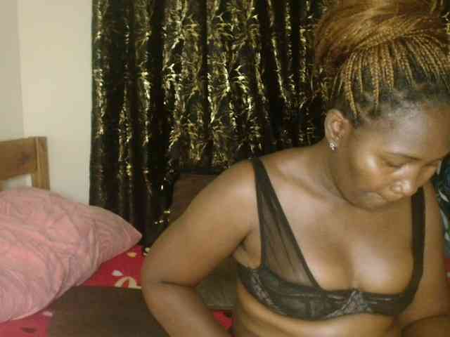 Sexxy-pretty24 webcam