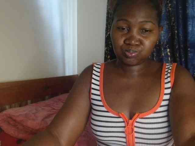 Sexxy-pretty24 webcam