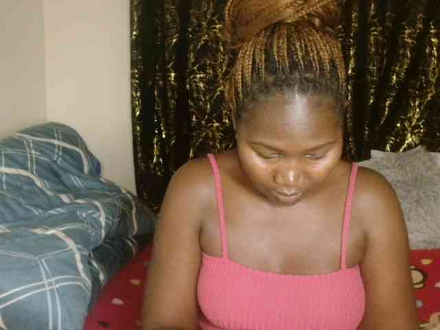 Sexxy-pretty24 webcam