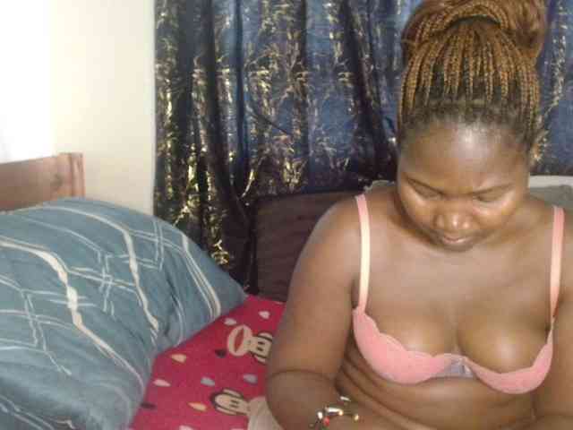 Sexxy-pretty24 webcam