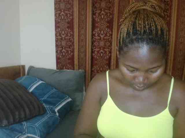 Sexxy-pretty24 webcam