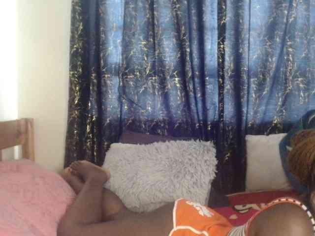 Sexxy-pretty24 webcam