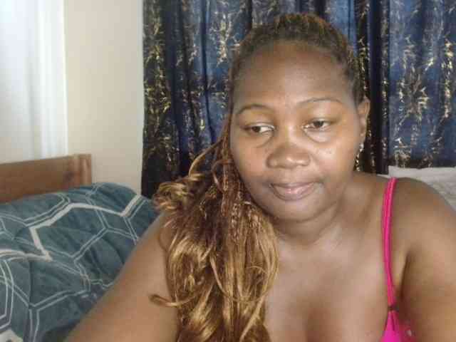 Sexxy-pretty24 webcam