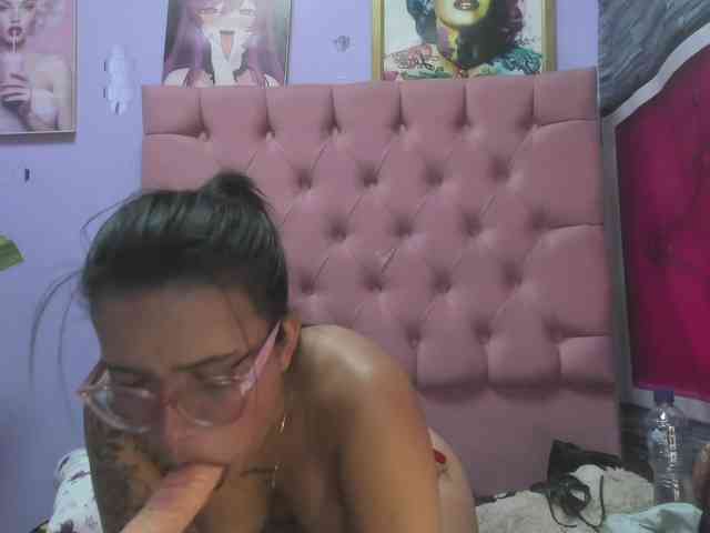 Yaumiiko webcam