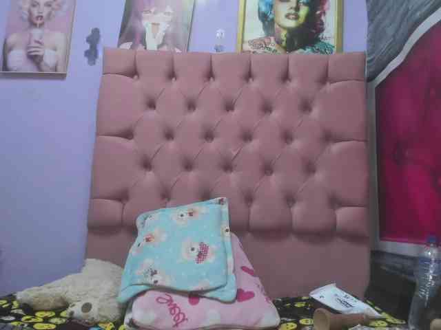 Yaumiiko webcam