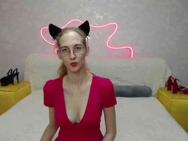 LizzieBrait webcam