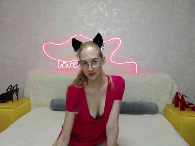 LizzieBrait webcam