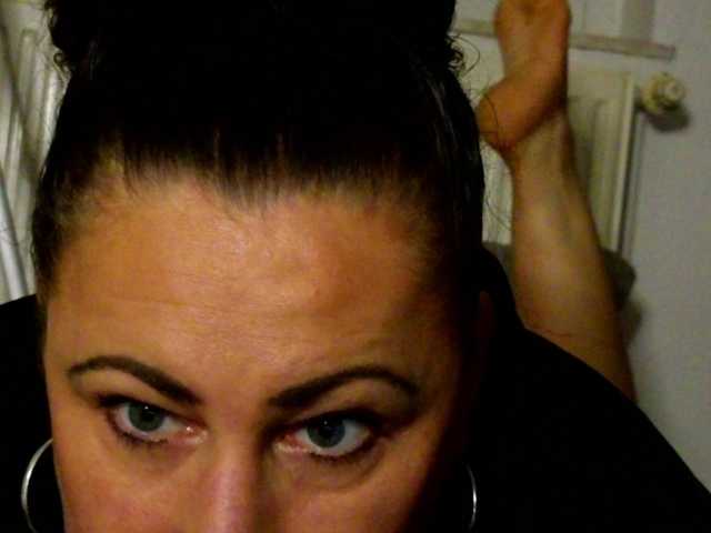 Cyrtlysue666666 Live Cam on BongaCams