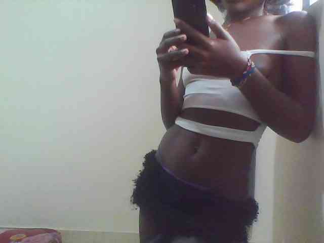 FelistaKeneddy webcam