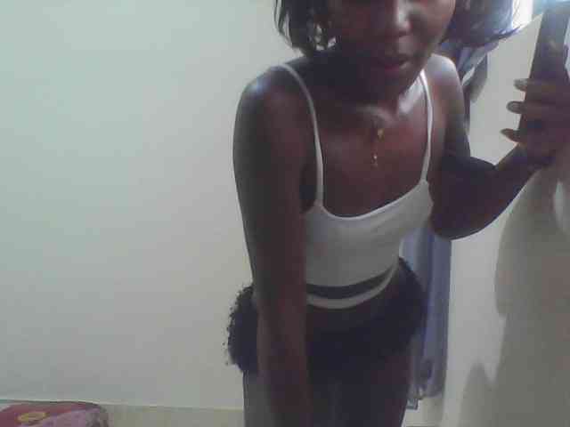 FelistaKeneddy webcam