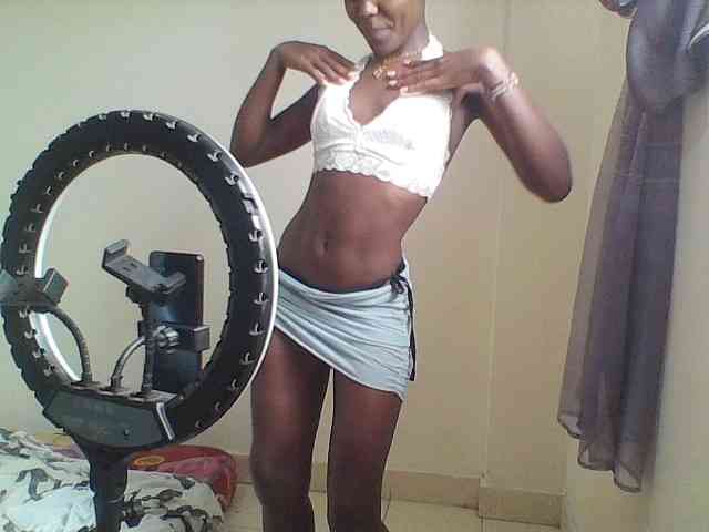 FelistaKeneddy webcam