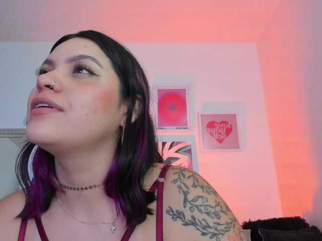 AnnieHuntterss webcam