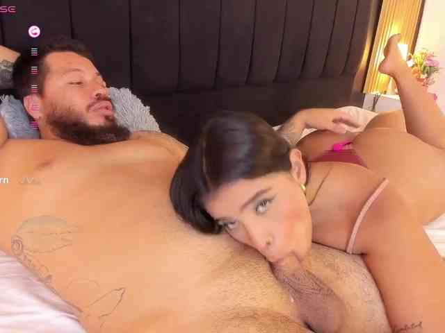 Hornycouple18 webcam