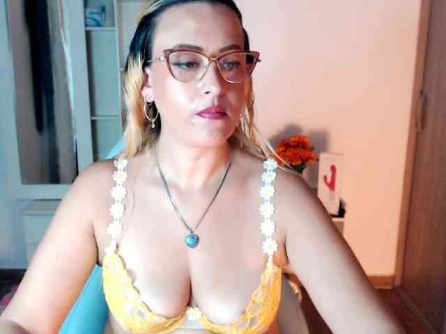 maryline-w webcam