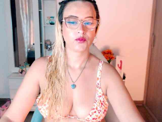 maryline-w webcam
