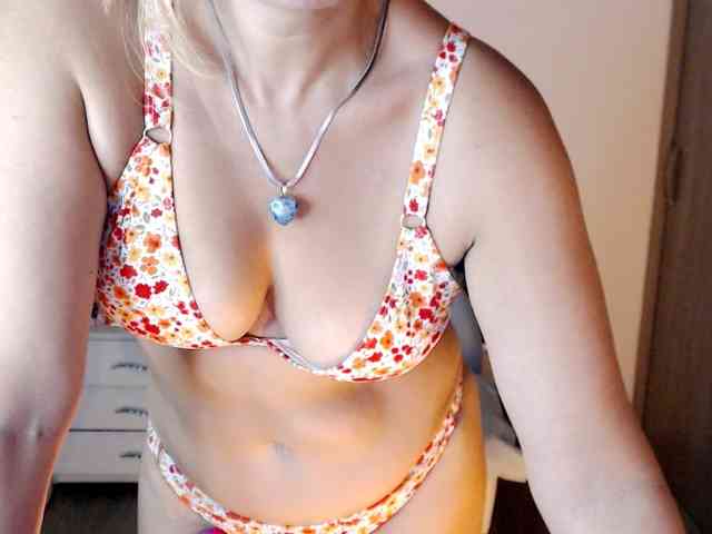 maryline-w webcam