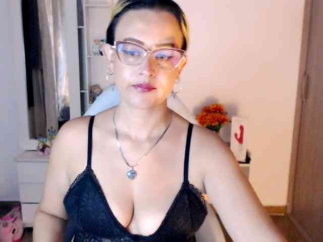 maryline-w webcam