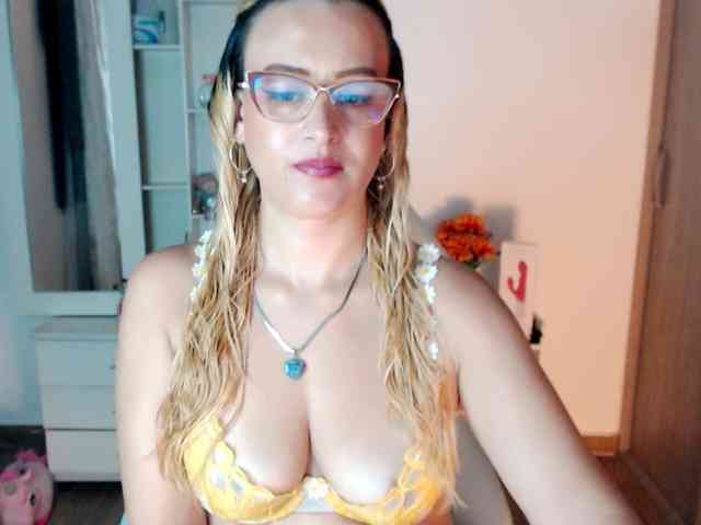 maryline-w webcam