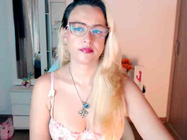 maryline-w webcam