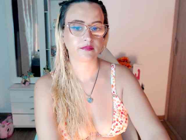 maryline-w webcam