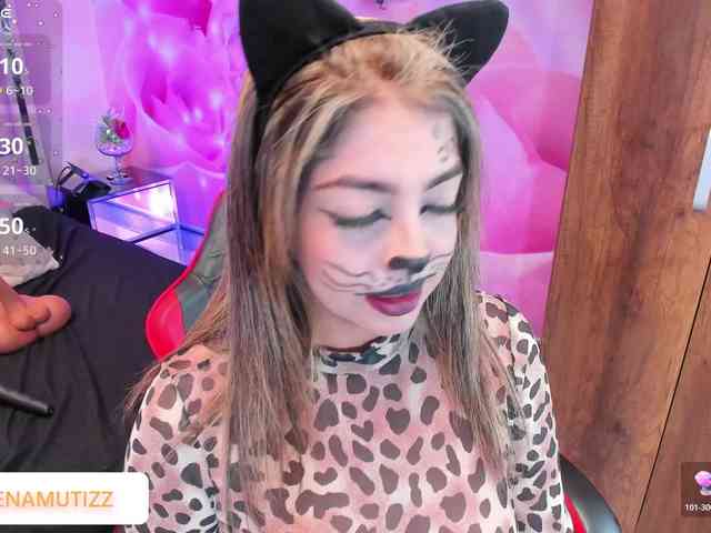 Yelena-mutiz webcam