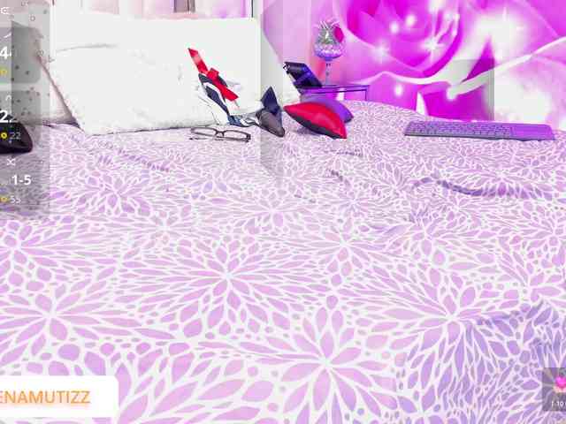 Yelena-mutiz webcam