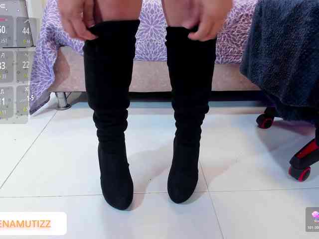 Yelena-mutiz webcam