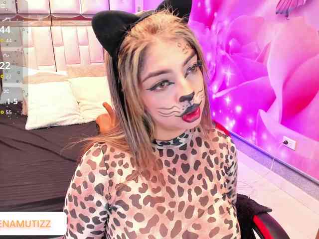 Yelena-mutiz webcam
