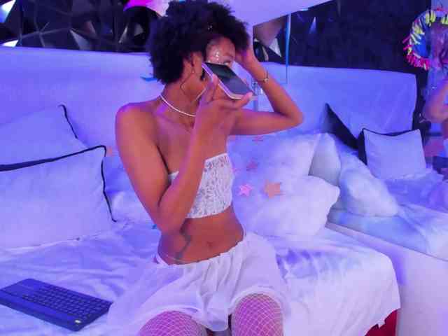 AnnieSanz webcam