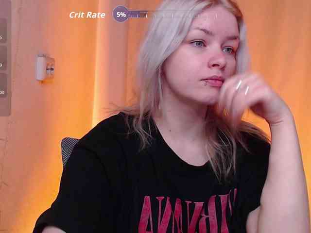 CherryNight666 webcam