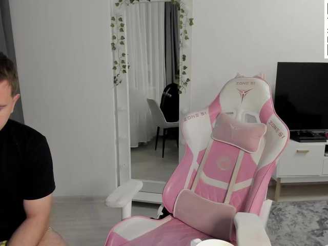 Gratis Live Sexcam mit FanatKenli FanatKenli