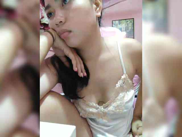 hornylittleprincess69 webcam