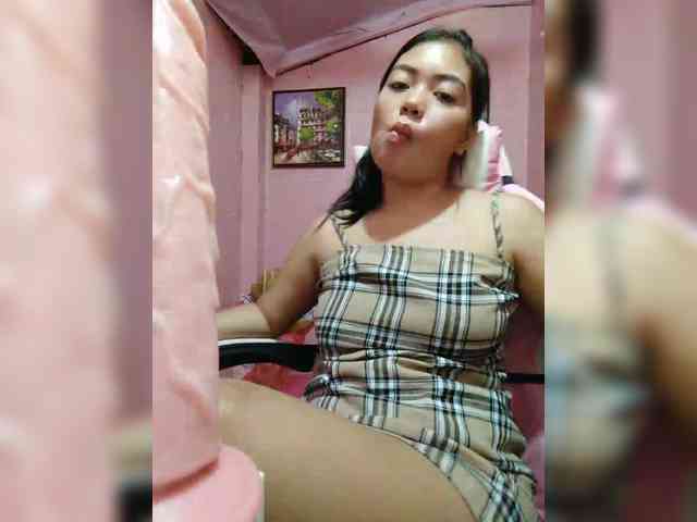 hornylittleprincess69 webcam