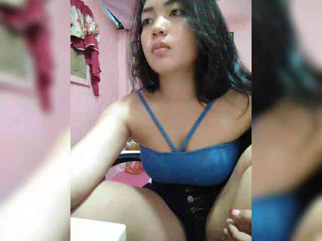 hornylittleprincess69 webcam