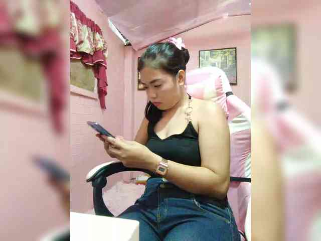 hornylittleprincess69 webcam