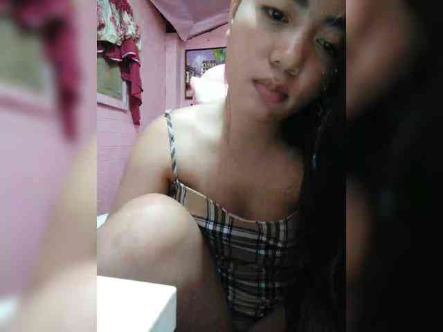 hornylittleprincess69 webcam