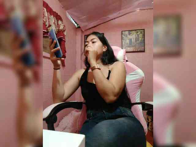 hornylittleprincess69 webcam