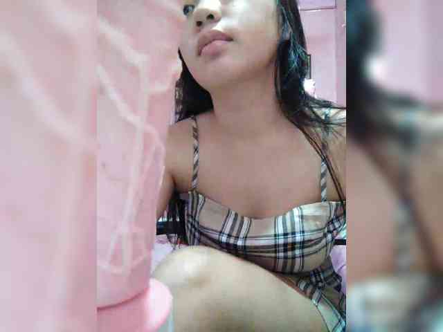 hornylittleprincess69 webcam